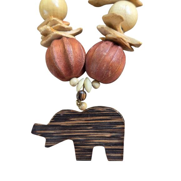 VTG 70s Boho Tribal Necklace Wood Beads Carved Elephant Pendant Earthy Artisan - Picture 9 of 14